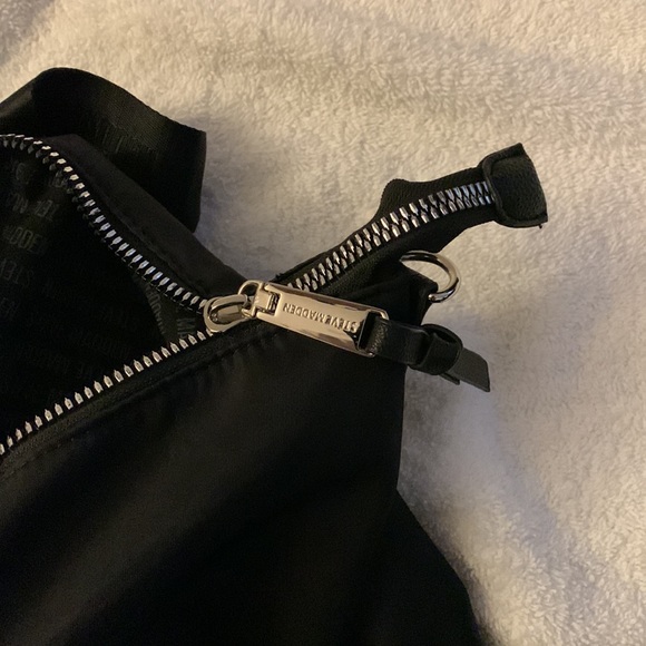 Steve Madden Black Carryall Tote Bag - Picture 12 of 12